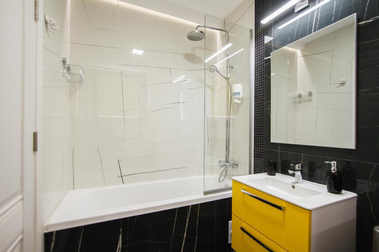Romantic Getaway At West Residence Oradea Εξωτερικό φωτογραφία
