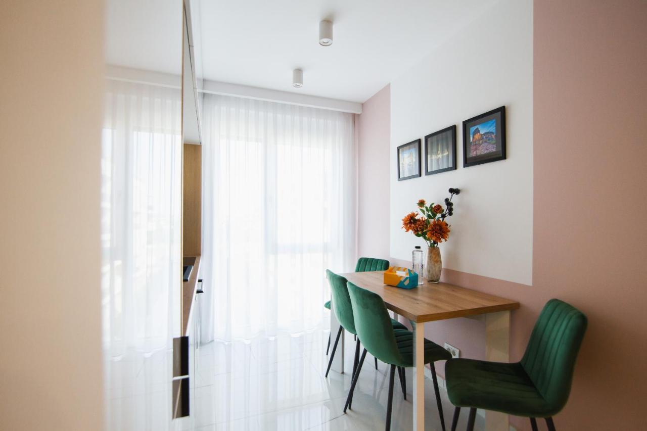 Romantic Getaway At West Residence Oradea Εξωτερικό φωτογραφία