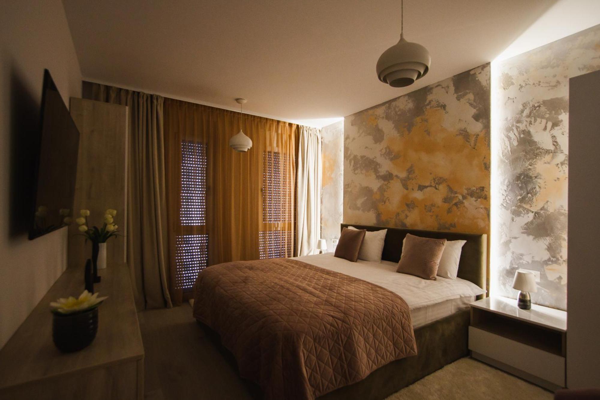 Romantic Getaway At West Residence Oradea Εξωτερικό φωτογραφία
